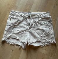 Reserved Shorts weiß 34/XS Nordrhein-Westfalen - Hückelhoven Vorschau