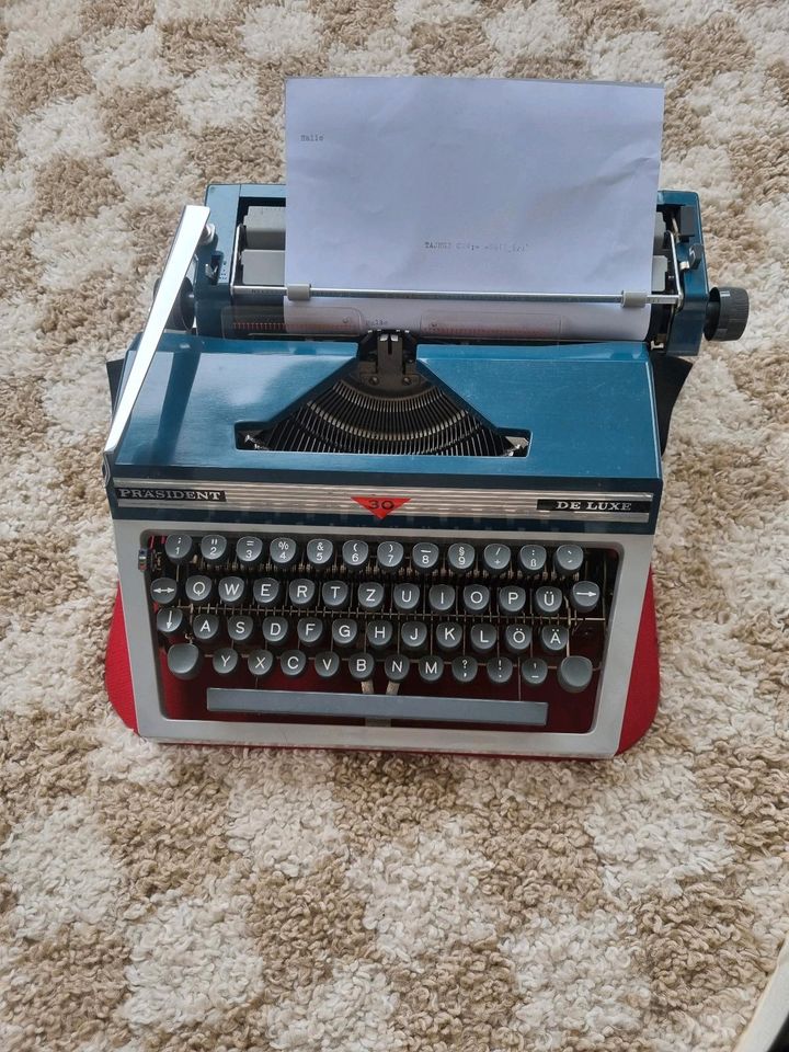 Koffer Schreibmaschine Präsident De Luxe in Saarbrücken