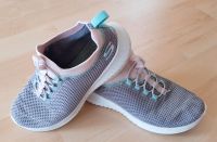 SKETCHERS Sneakers Turnschuhe Sportschuhe Größe 33 Hessen - Grünberg Vorschau