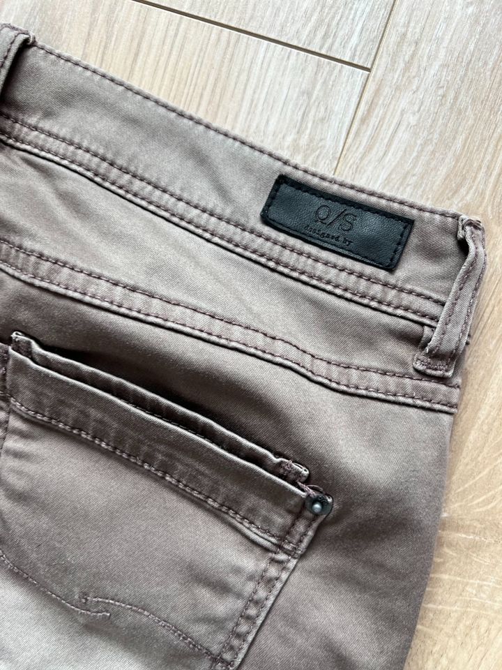 QS by S. Oliver Jeans used Look taupe gr. 36 in Königsbrunn