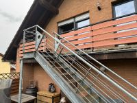 Stahl Treppe mit 16 Holzstufen Nordrhein-Westfalen - Kalletal Vorschau