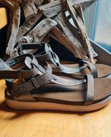 wunderschöne ungetragende Bugatti Sandalen gr 41 Rheinland-Pfalz - Bitburg Vorschau