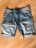 Herren Jeansshorts, Größe M Hessen - Wiesbaden Vorschau