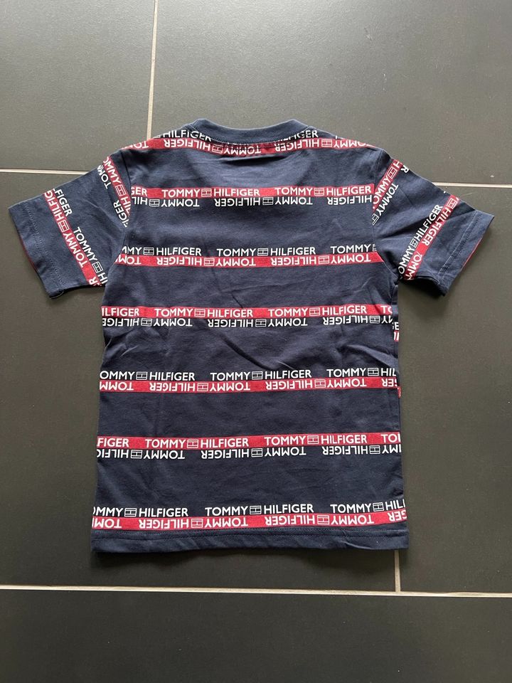 Tommy Hilfiger T-Shirt Shirt Größe 4T ca 110/116 in Mannheim