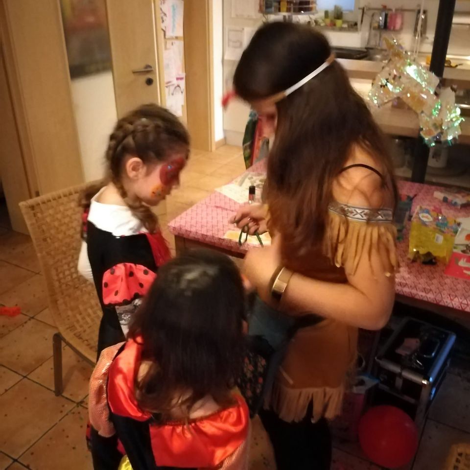 Kindergeburtstag mit Pocahontas, Elsa, Schneewittchen, Spiderman in Regensburg