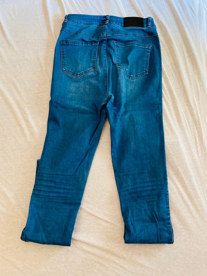 Fit Jeans Größe S Blau Damen Denim Hose Mom Jeans Fashion in Erfurt