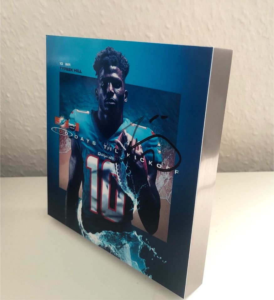 Tyreek Hill - Bild mit Autogramm (NFL / Miami Dolphins) in Frankfurt am Main