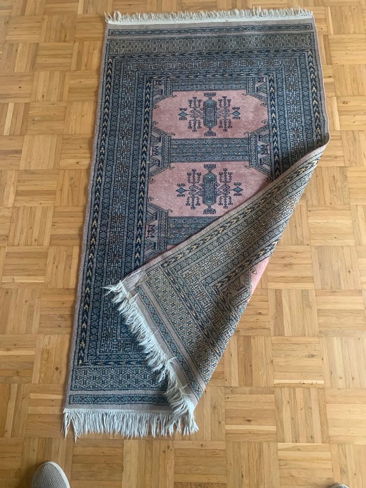 Vintage Hand Knotted 100% Wolle Teppich Rug aus Pakistan. in Kelkheim