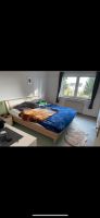 Bett mit passenden Nachttischschränken und Topper 1,80x 2,00m Hessen - Hadamar Vorschau