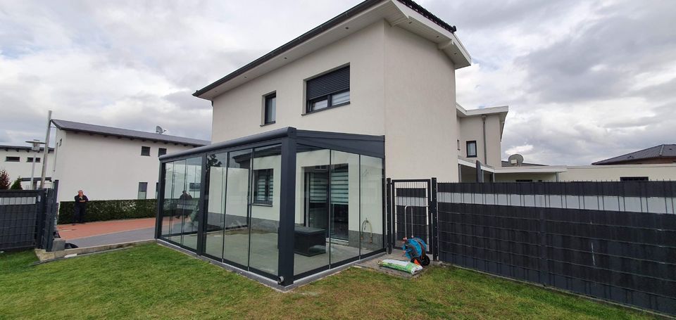 ALU Terrassenüberdachung - Carport - Glasschiebewand - Kaltwinter in Melsungen