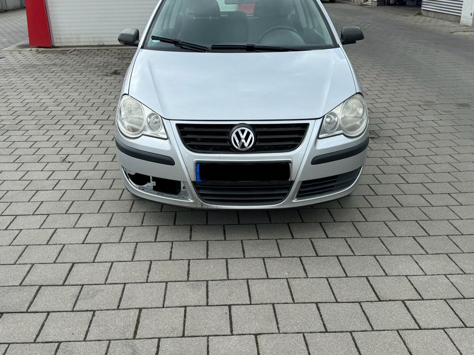 VW Polo N9 Klima Servolenkung in Deggendorf