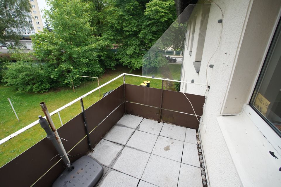 Schöne helle Wohnung 1.OG mit Balkon 52m² in Velbert