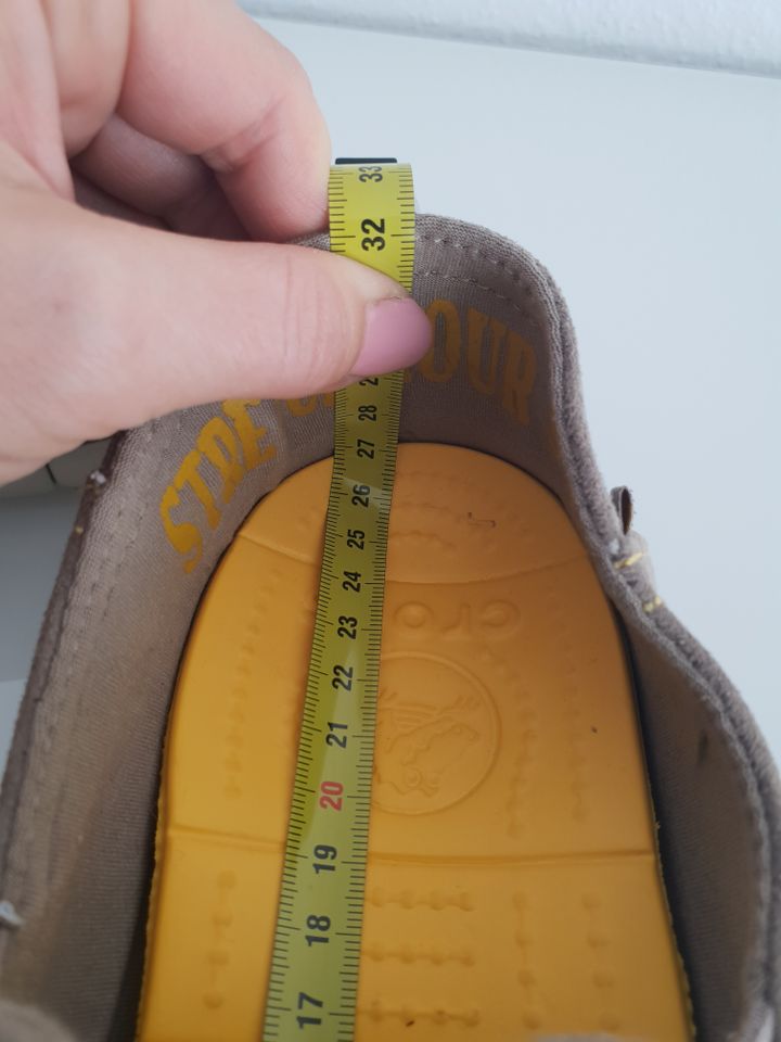 Herrenschuhe Crocs Größe 40, 27 cm Innensohle.  In perfekter Verf in Esslingen