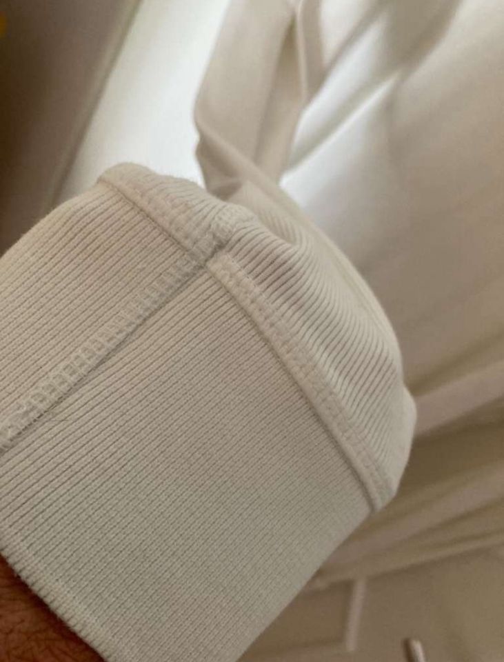 Indigofera Sweatshirt henley tshirt XL creme weiß in Berlin
