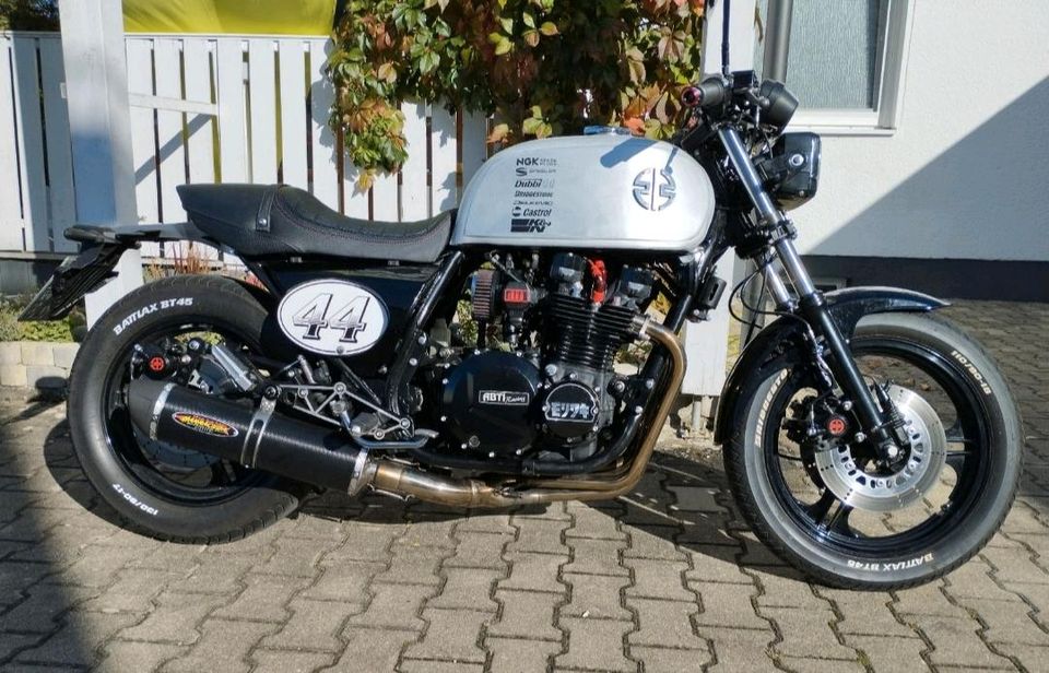 Kawasaki GPz Unitrak 1100 Cafe Racer in Illertissen