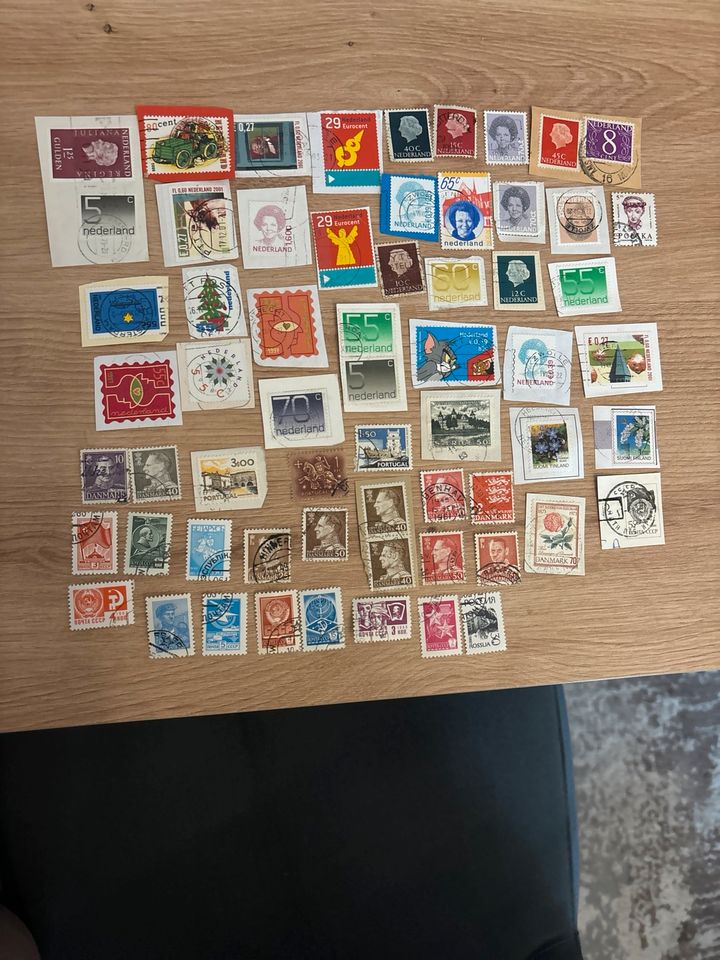 Briefmarken aller Welt in Fürth