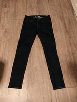 Damen Levis Jeans Düsseldorf - Eller Vorschau