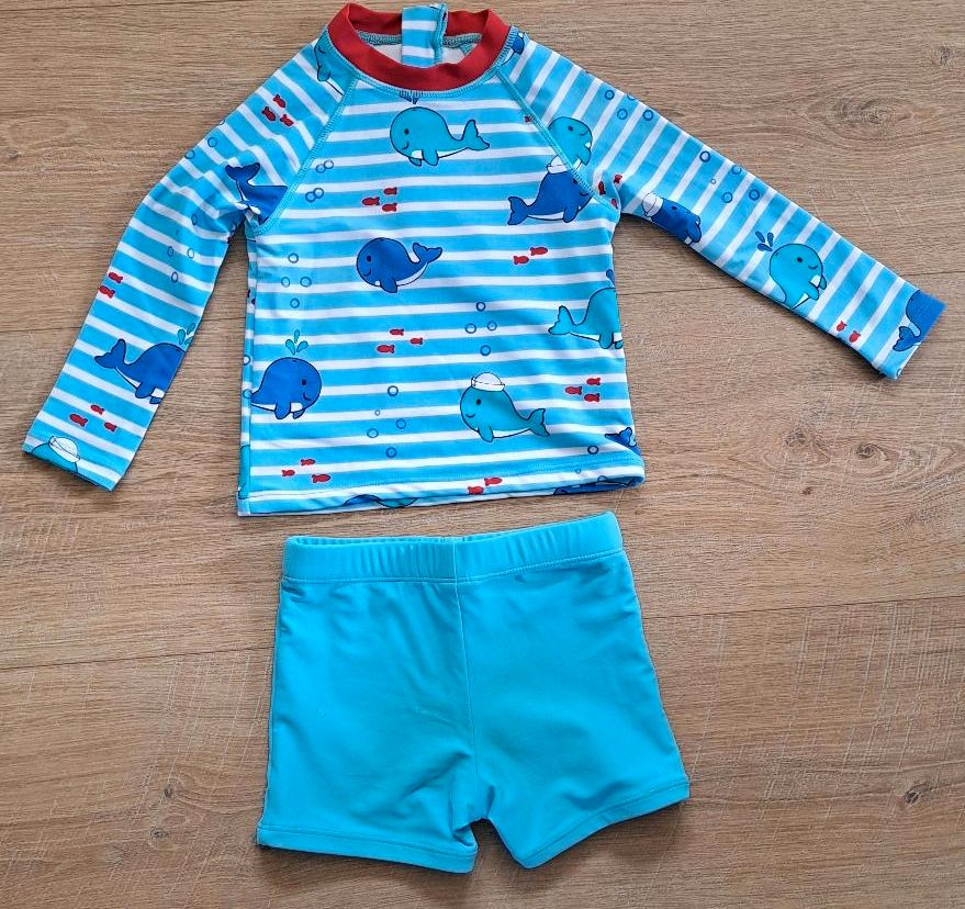 Kinder, Badebekleidung Badeshirt+Badeshort, bonprix,Gr. 80/86 in Schleid