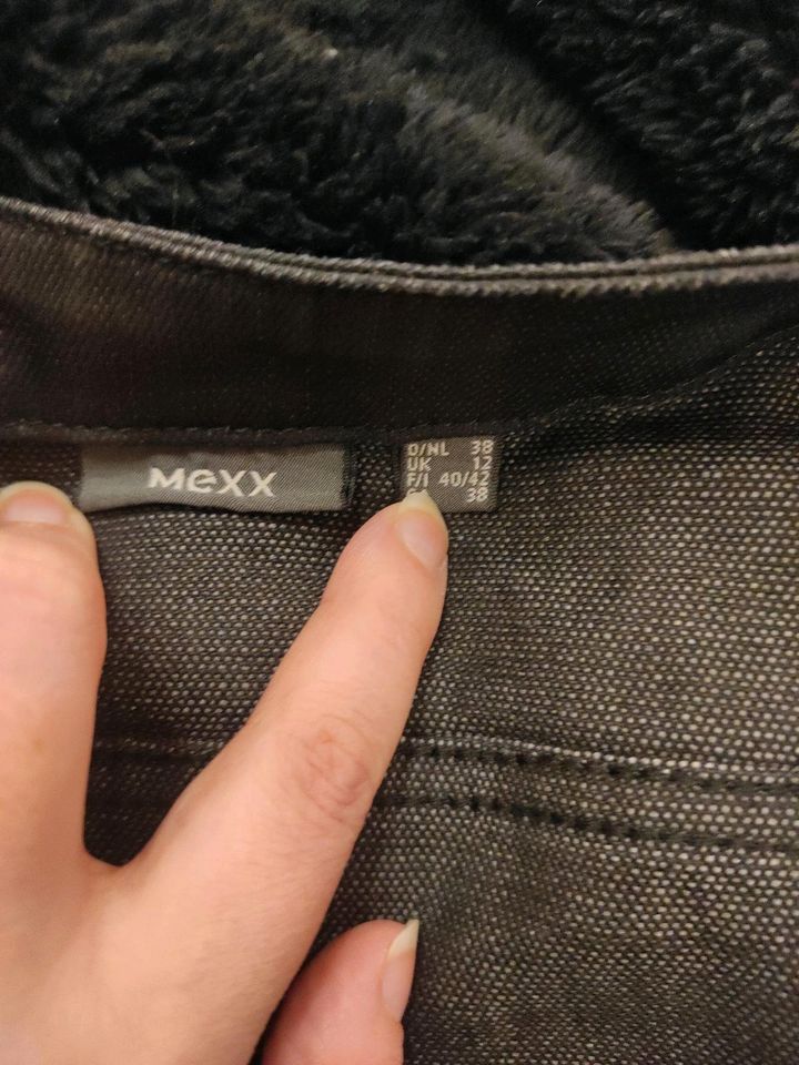 Mexx Jacke 36 hu in Bremen