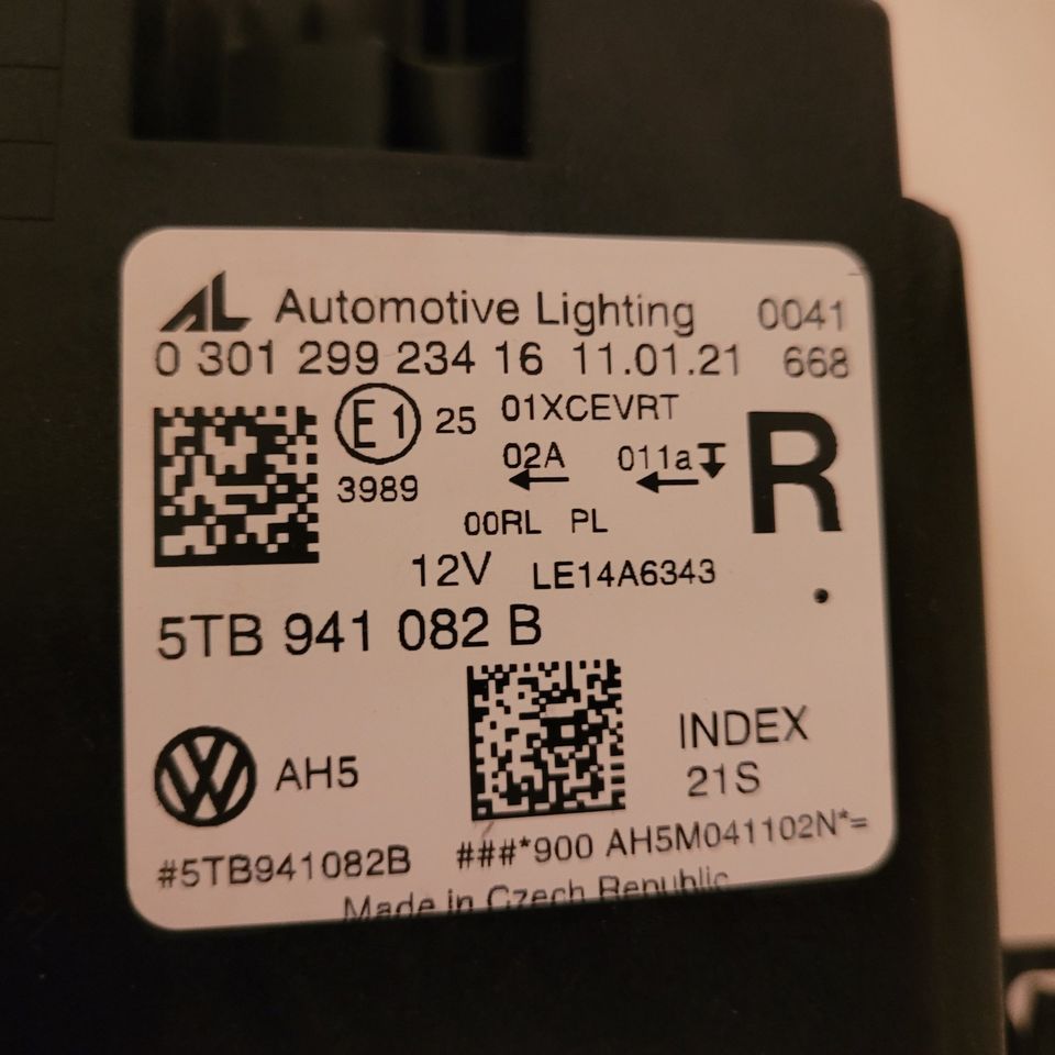 VW Touran 5TB Voll LED Scheinwerfer Rechts 5TB941082B in Herford