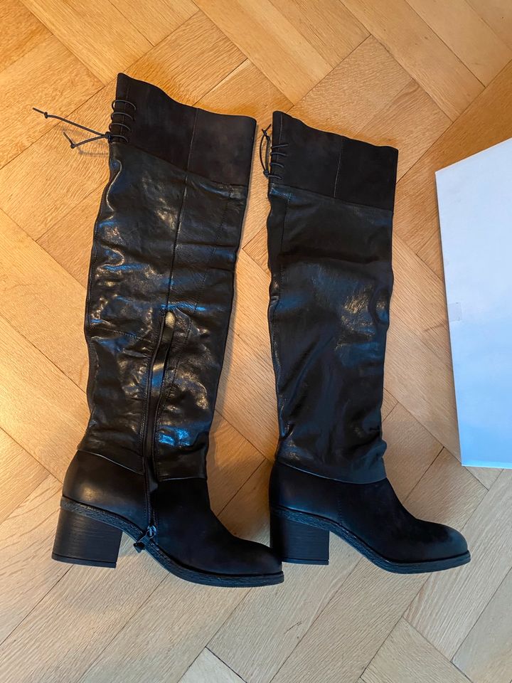 MJUS Overknee Stiefel Gr. 41 Schwarz Echtleder Neu OVP in Berlin