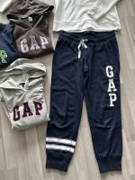 4 Pullover, Hoodies von GAP in S/M und Jogginghose Nordrhein-Westfalen - Dinslaken Vorschau