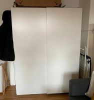 Ikea Pax Schrank Kleiderschrank Schiebetüren weiß 150x200 Berlin - Neukölln Vorschau