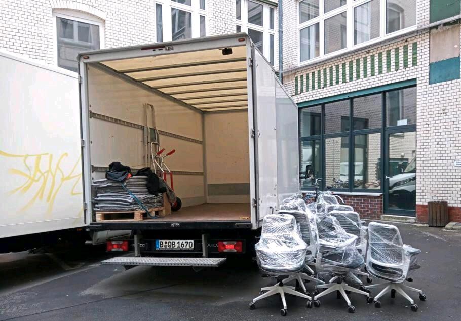 Umziehen Hamburg - Möbeltransport - Umzugsservice - MöbelTaxi - Möbelpacker - Tragehelfer - Umzugshilfe - Einpacken in Hamburg