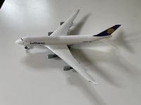 Lufthansa Flugzeugmodell 747-400 Bausatz 1:300 Bayern - Lohr (Main) Vorschau