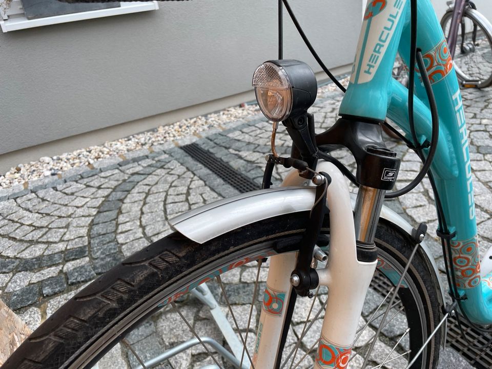Fahrrad für Mädchen oder Damen in Dresden