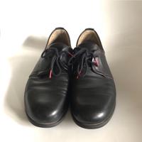 Think Schuhe Gr 40,5 Halbschuhe Schnürschuhe Business Düsseldorf - Friedrichstadt Vorschau