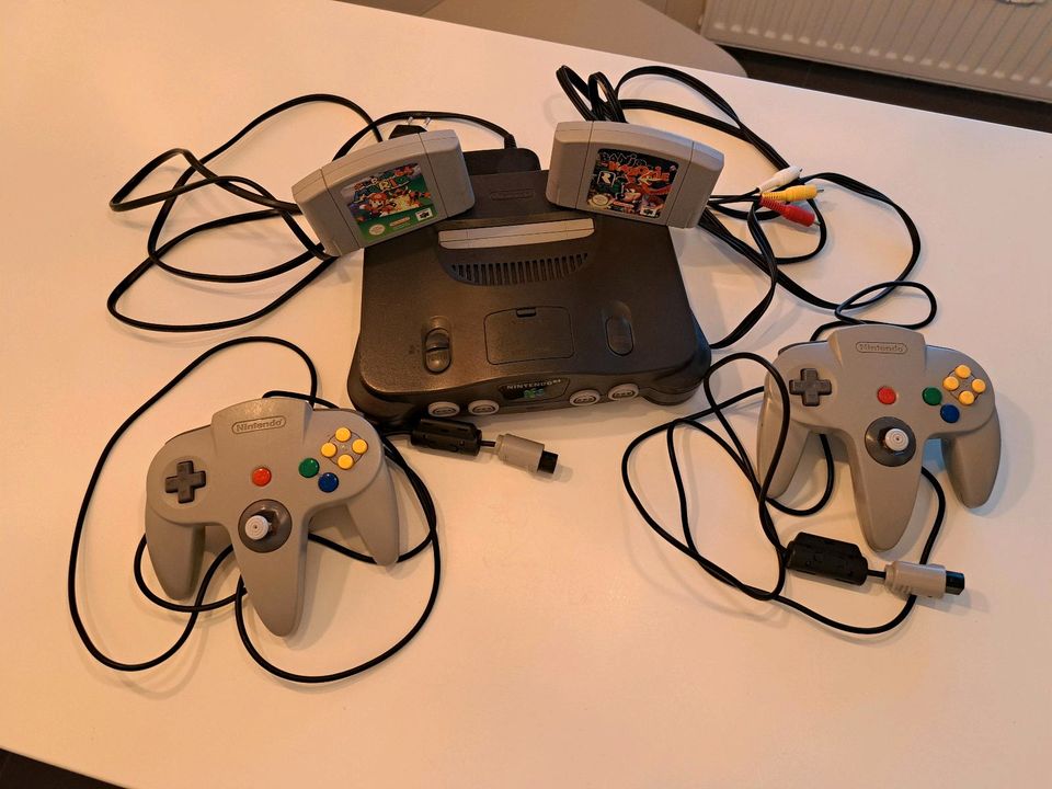 Verkaufe ein originales Nintendo 64 in Neetze