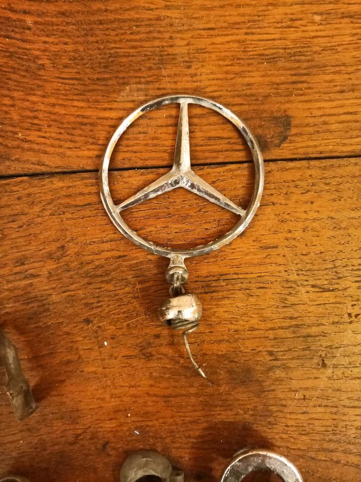 Mercedes Benz Stern zu verschenken!! Gratis in Schöppingen