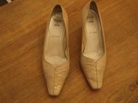 Pumps Gr 40 echt Leder Nordrhein-Westfalen - Borken Vorschau