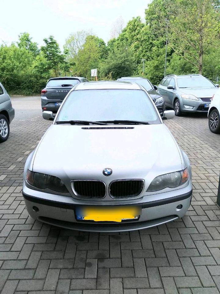 BMW  E46  320d    FACELIFT in Krefeld