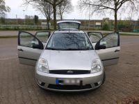 Ford Fiesta 1.3 l panorma Dach, Rückfahrt kamera Niedersachsen - Holzminden Vorschau