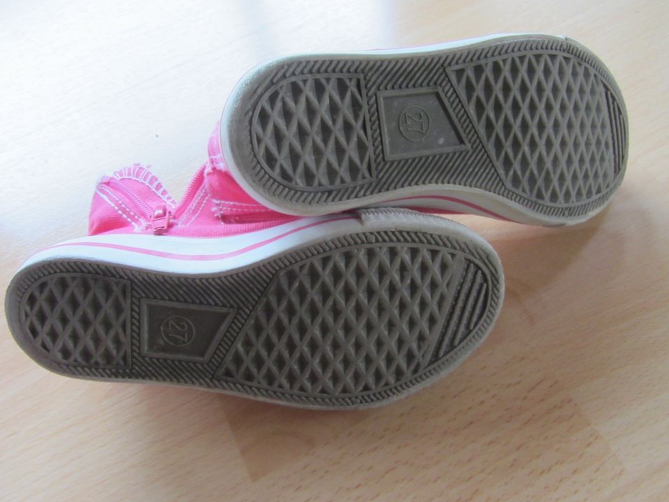 schöne Chucks / Stoffschuhe / Sneaker in pink - Gr. 27 in Wöllstein