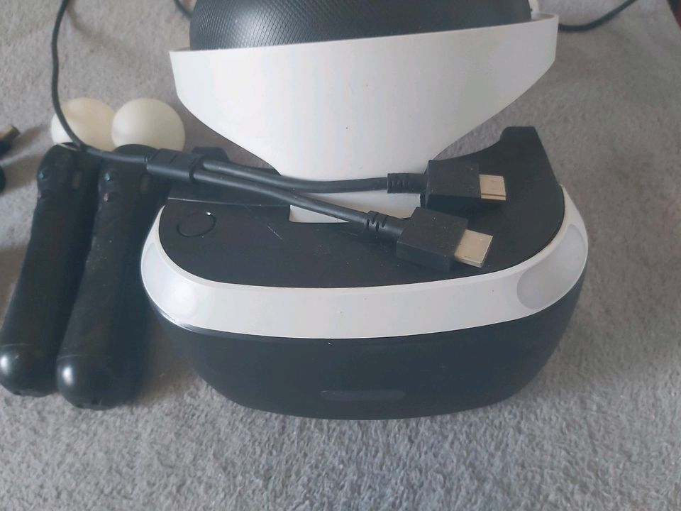 PS 4 VR Brille + Controller in Berlin