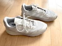 Adidas weiß 40 Turnschuhe Runningschuhe Baden-Württemberg - Esslingen Vorschau
