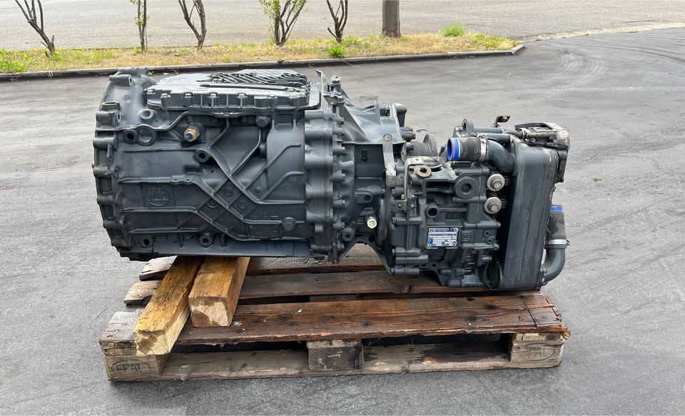 ZF Traxon 12TX2211TD Getriebe mit Intarder in Blaibach