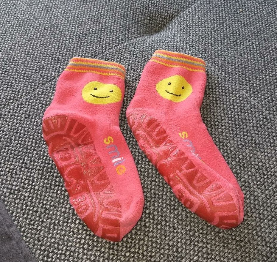 Mädchen ABS Socken 29-30 in Eichenzell