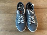 Stylische neuwertige Mustang Sneaker Rheinland-Pfalz - Hermeskeil Vorschau