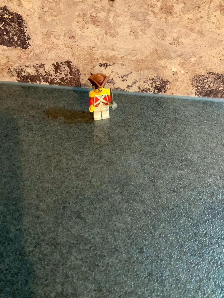 Lego Rotröcke Soldat Piraten in Aschaffenburg