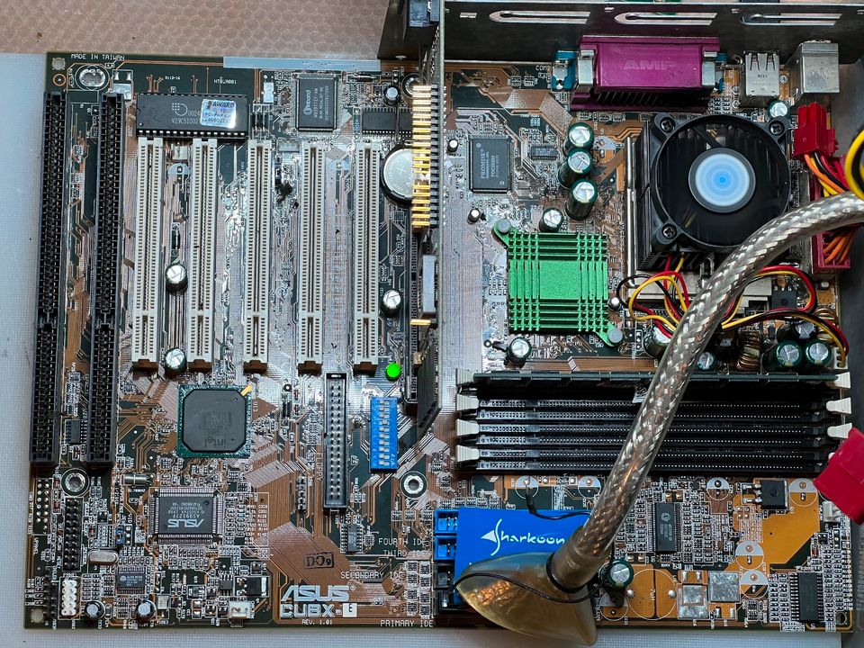 ASUS CUBX-E, Pentium 3, 800MHz, Socket 370