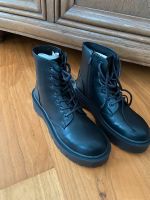 Pull & Bear Stiefel Größe 37 neu Hessen - Burghaun Vorschau