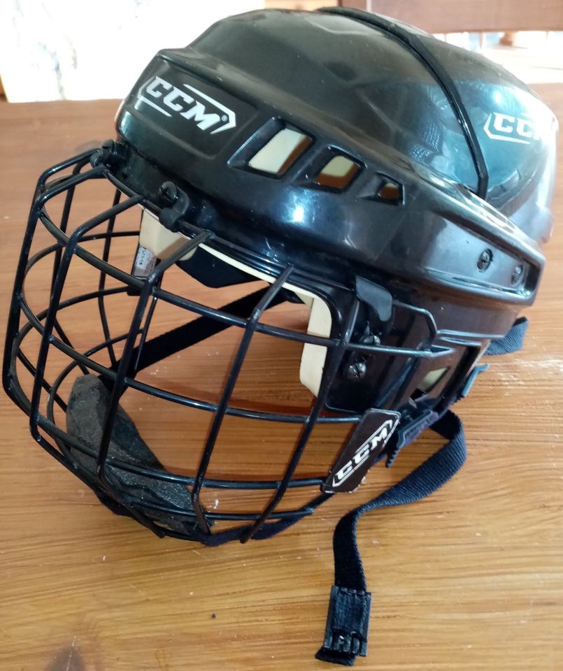 Hockey Helm CCM Vector M 54-58cm in Enger