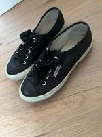 Superga Sneaker Größe 38 Hessen - Solms Vorschau