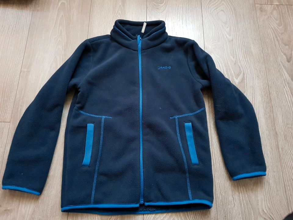 Jako- o Fleece Jacke Gr. 128/ 134 dunkelblau in Helmstedt