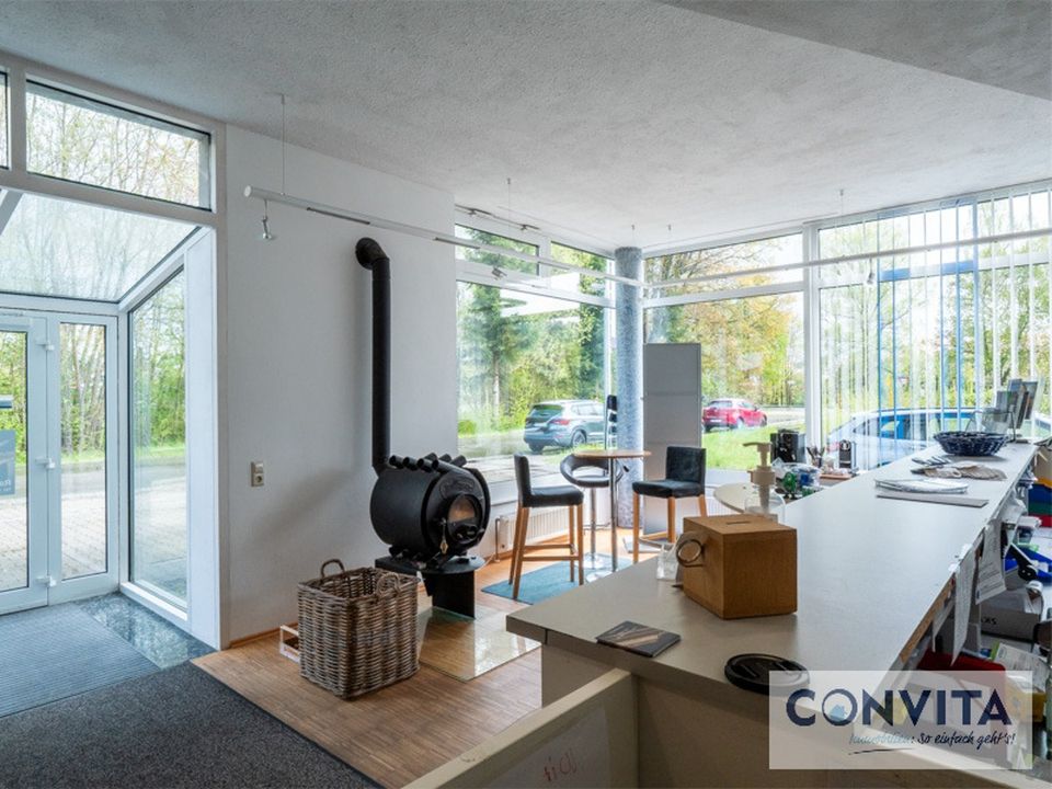 Markante Gewerbeimmobilie mit Wohnung für flexible Nutzungsmöglichkeiten in Zwiesel in Zwiesel