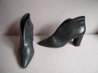 Ankle Boots Stiefeletten HÖGL schwarz Glattleder Niedersachsen - Lehre Vorschau